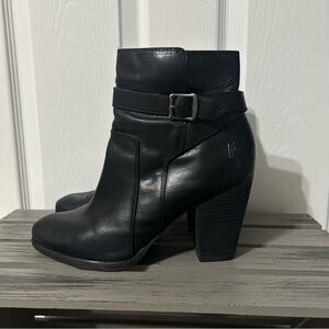 Frye Patty Riding Bootie Black Leather Size 9.5
